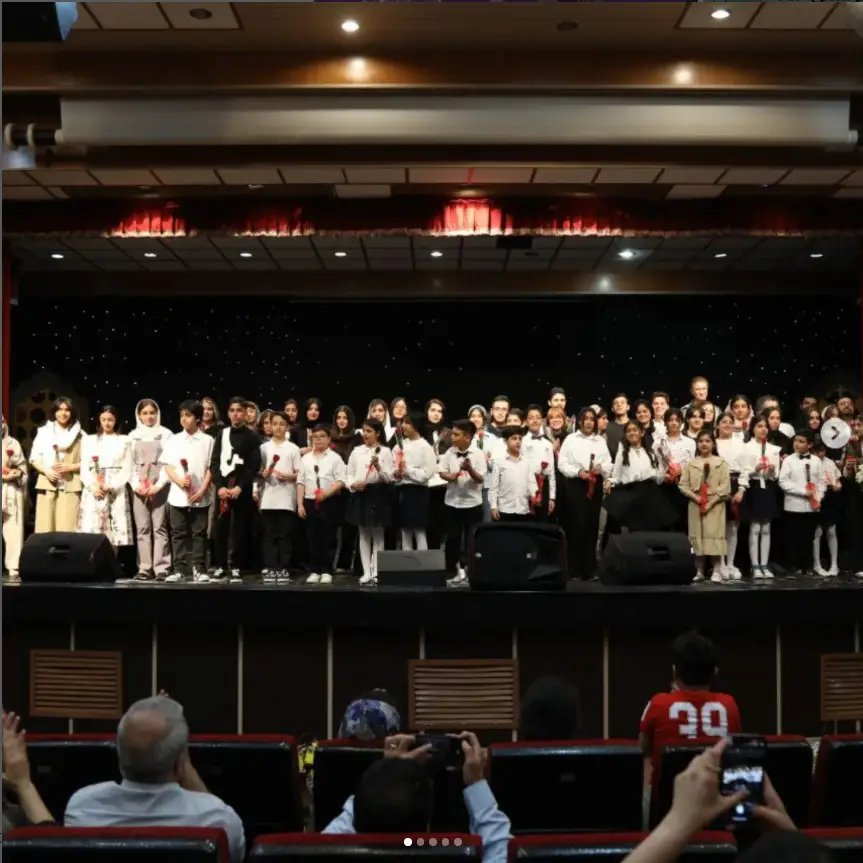 آموزشگاه موسیقی چکاد