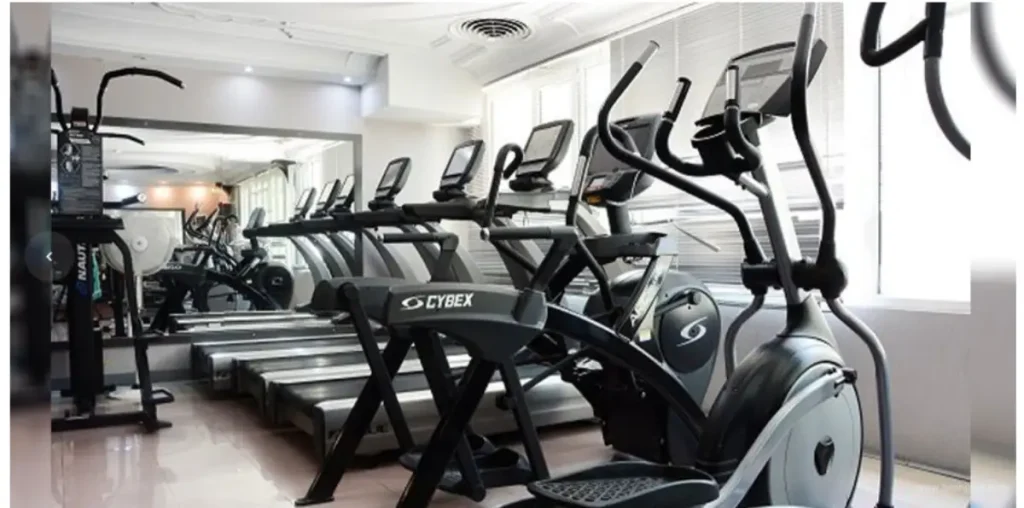 باشگاه ورزشی بانوان آمیتیس