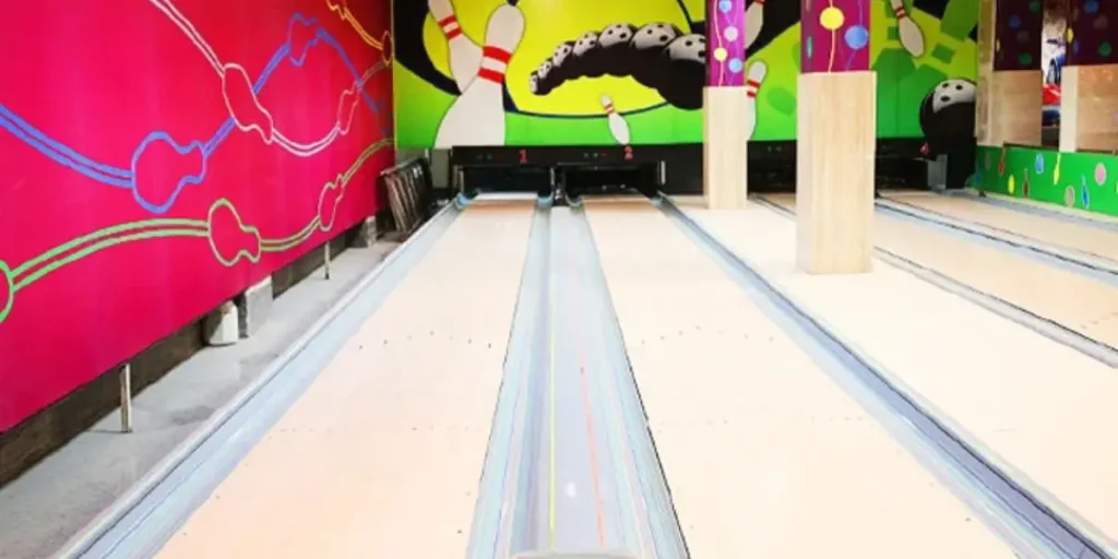 باشگاه بولینگ گنجینه شادی