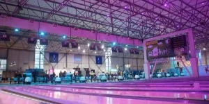 باشگاه بولینگ انقلاب